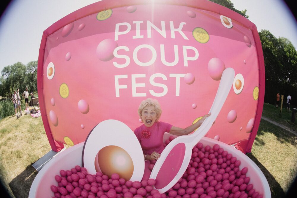 Pink soup fest in Vilnius