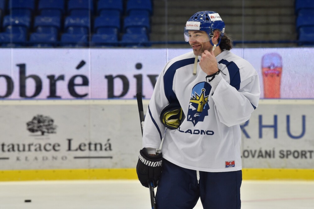 Imagine the thrill of watching Jaromír Jágr playing for Rytíři Kladno ice hockey club